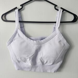 3/$20 Old Navy Sports Bra in Lavendar NEW Size Large